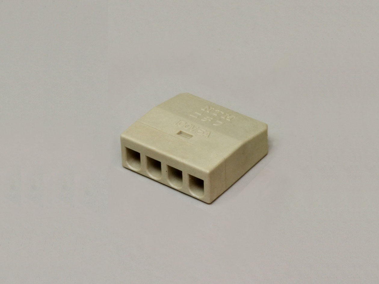 小形差し込みコネクタ４極／３０個入　防災用