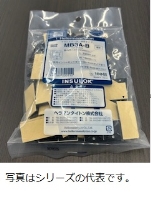 ＭＢ３Ａ－Ｂ　マウントベース　黒　のり付き　１００個